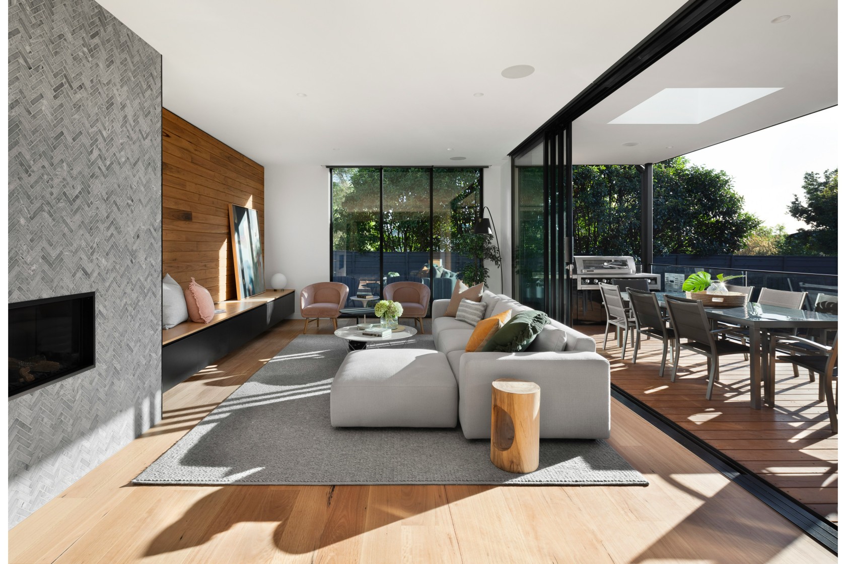 More info: https://www.rarchitecture.com.au/parkdale_house_balwyn
Photography: Dylan James - https://dylanjames.com.au/